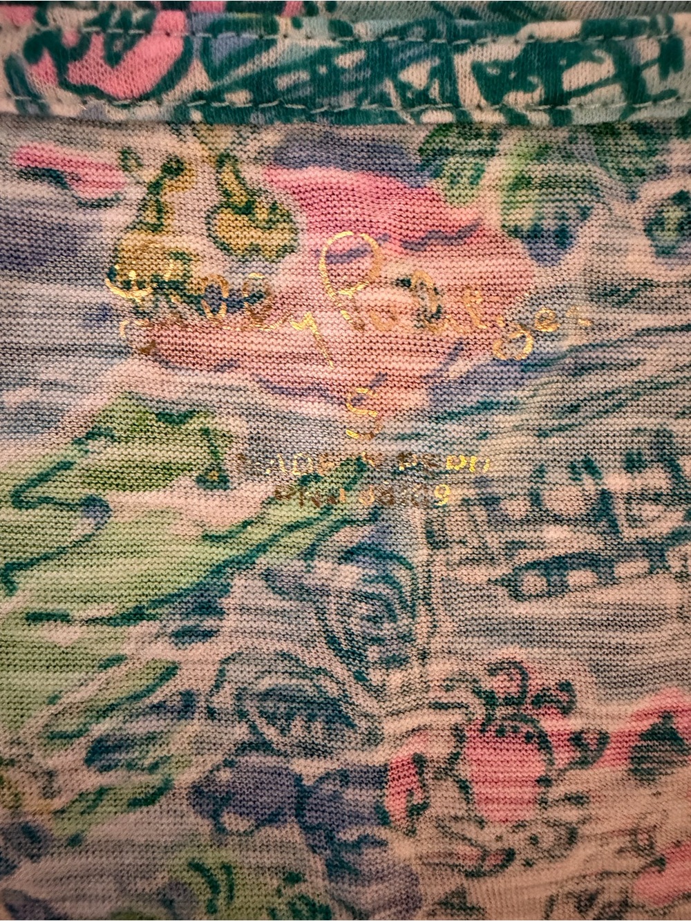 NWOT Lilly Loves South Carolina Etta V-Neck Top - Picture 4 of 5